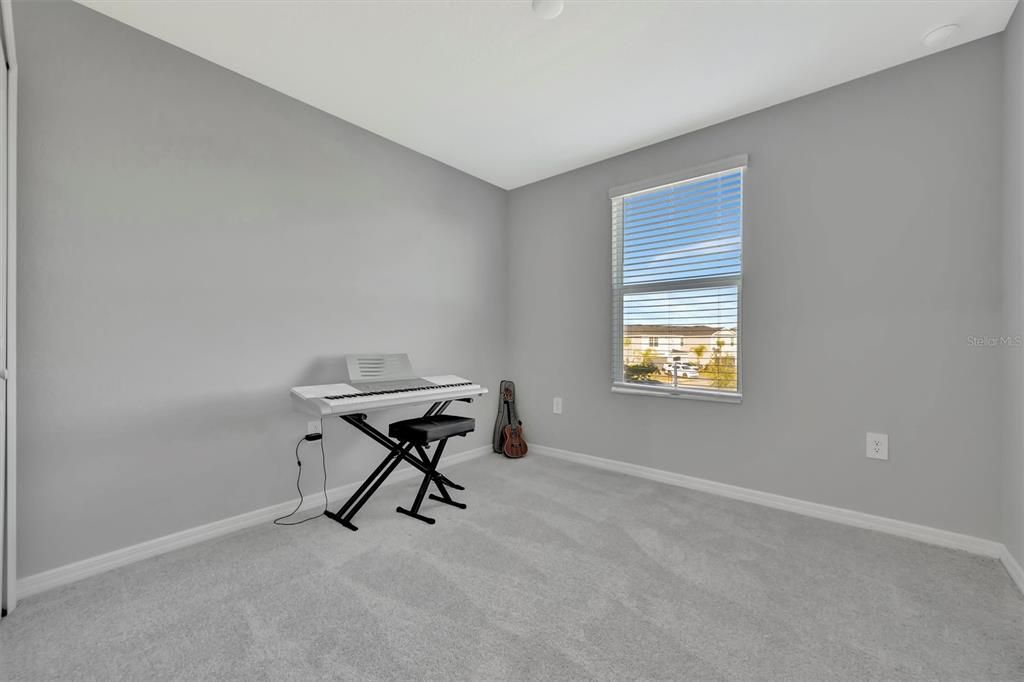 待售: $424,900 (4 贝兹, 2 浴室, 1872 平方英尺)