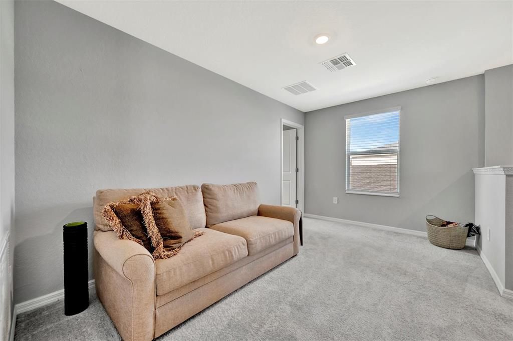 待售: $424,900 (4 贝兹, 2 浴室, 1872 平方英尺)