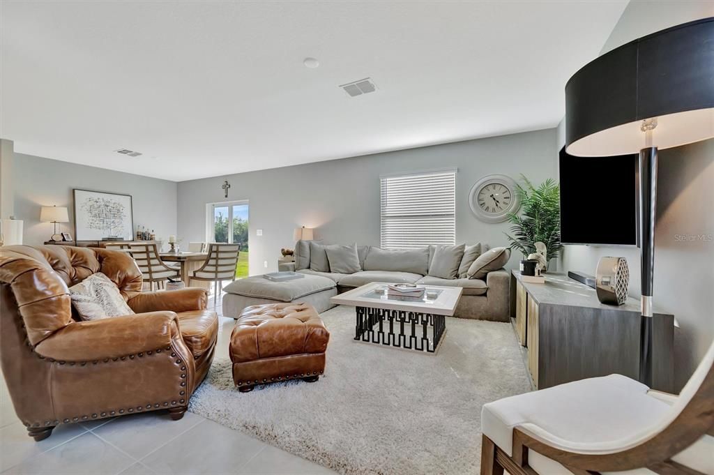 待售: $424,900 (4 贝兹, 2 浴室, 1872 平方英尺)