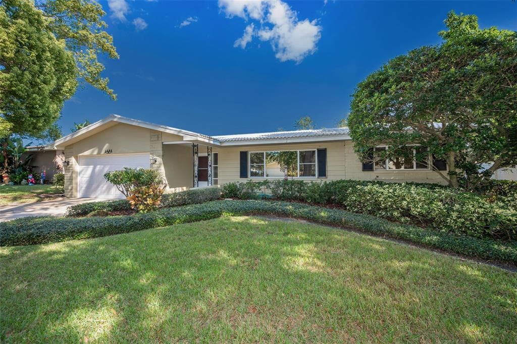 合同活跃: $475,000 (3 贝兹, 2 浴室, 1524 平方英尺)