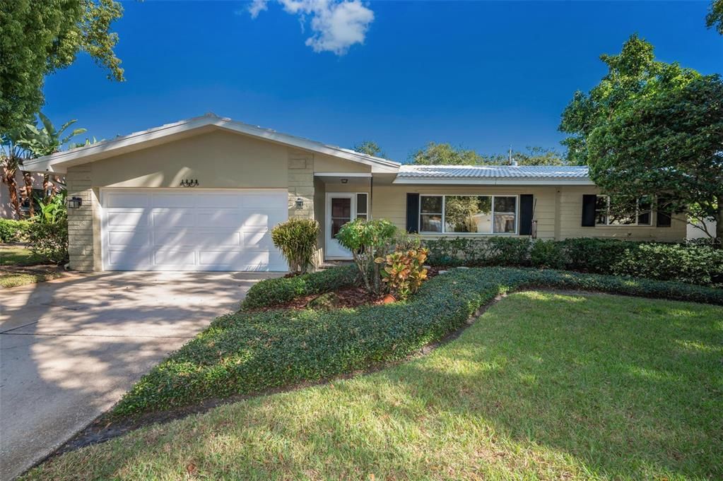 合同活跃: $475,000 (3 贝兹, 2 浴室, 1524 平方英尺)