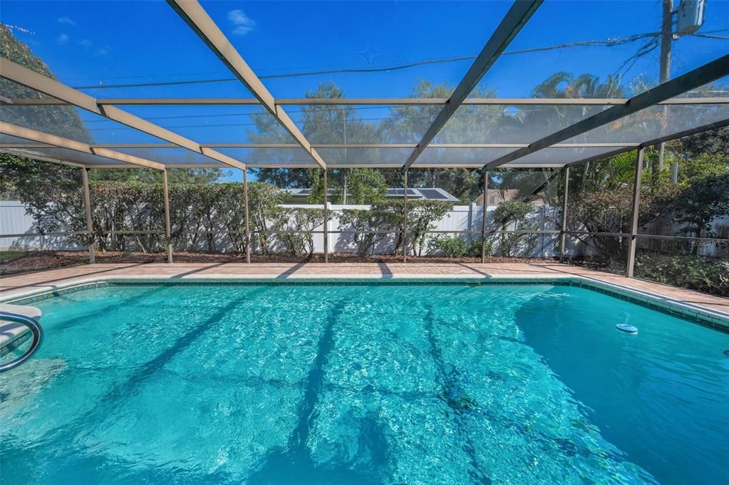 合同活跃: $475,000 (3 贝兹, 2 浴室, 1524 平方英尺)