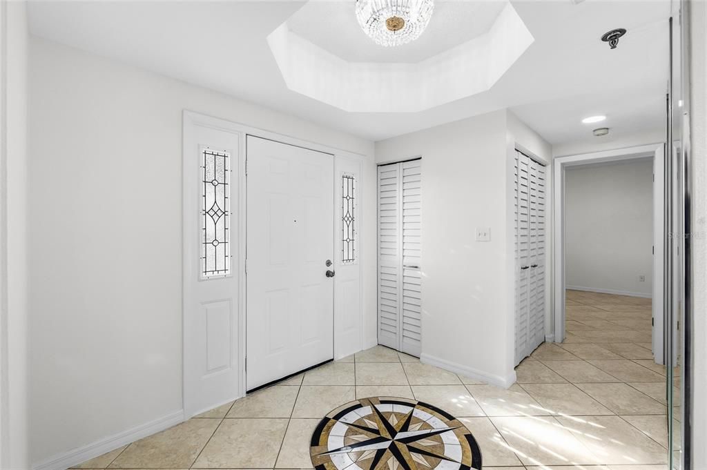 For Sale: $950,000 (3 beds, 2 baths, 1915 Square Feet)