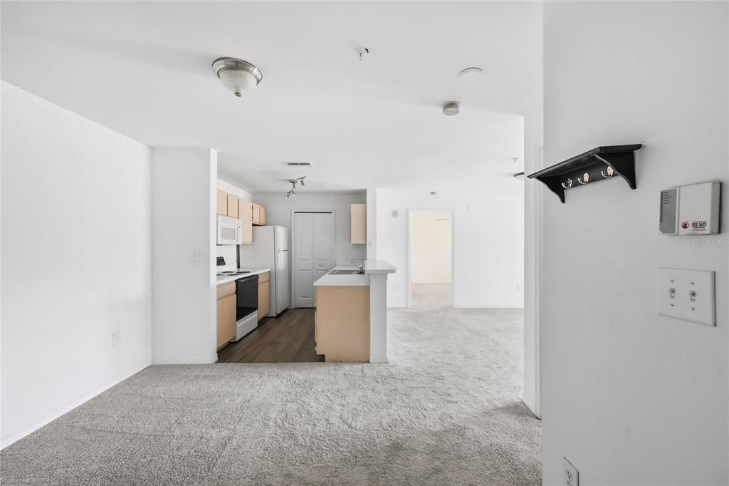 For Rent: $1,550 (2 beds, 2 baths, 1142 Square Feet)