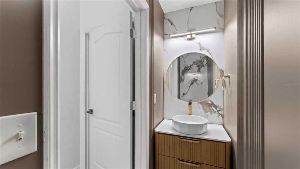 待售: $569,000 (4 贝兹, 3 浴室, 2720 平方英尺)