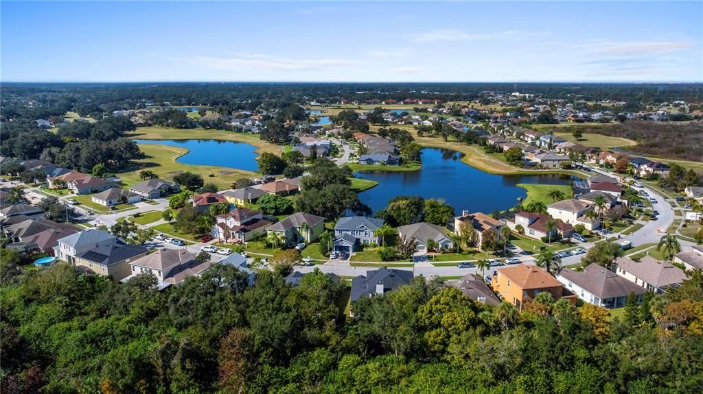 待售: $569,000 (4 贝兹, 3 浴室, 2720 平方英尺)