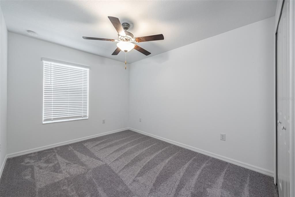 En Venta: $285,000 (3 camas, 2 baños, 1701 Pies cuadrados)