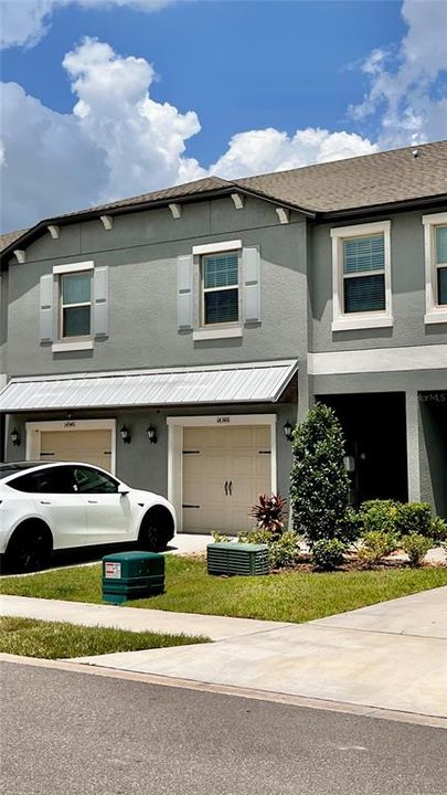 En Venta: $285,000 (3 camas, 2 baños, 1701 Pies cuadrados)