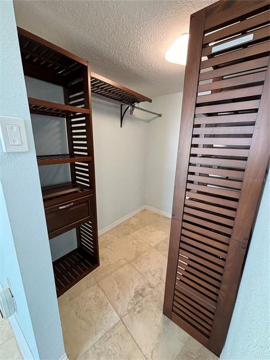 出租: $3,850 (2 贝兹, 2 浴室, 1270 平方英尺)