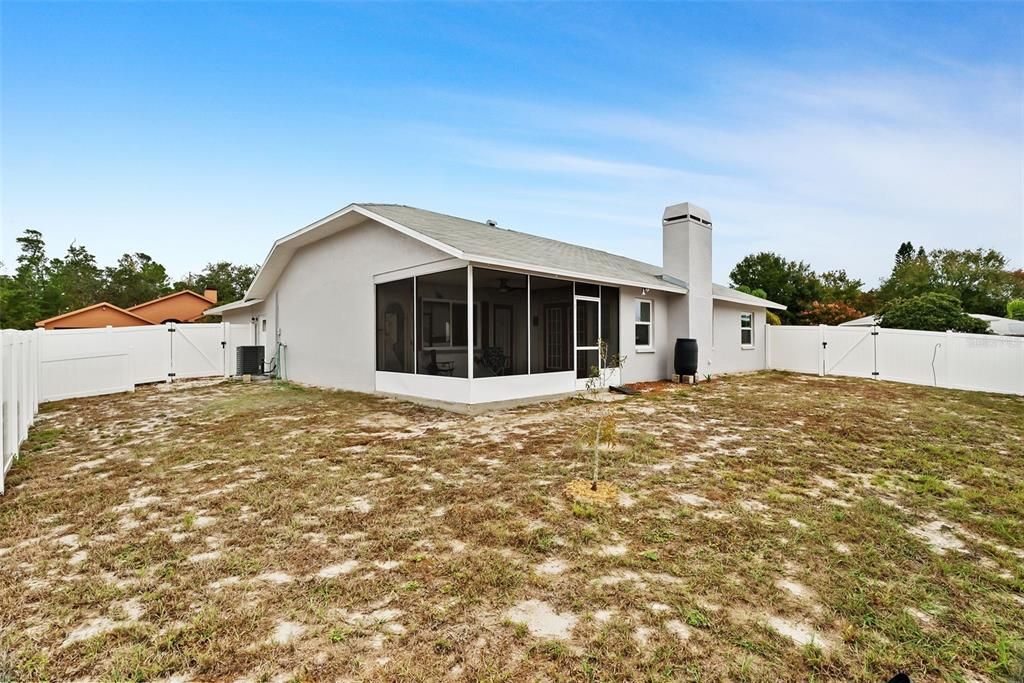 待售: $349,000 (3 贝兹, 2 浴室, 1667 平方英尺)