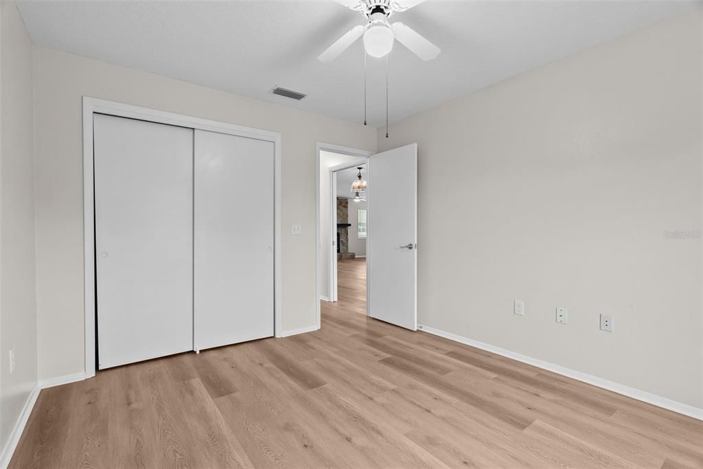 待售: $349,000 (3 贝兹, 2 浴室, 1667 平方英尺)