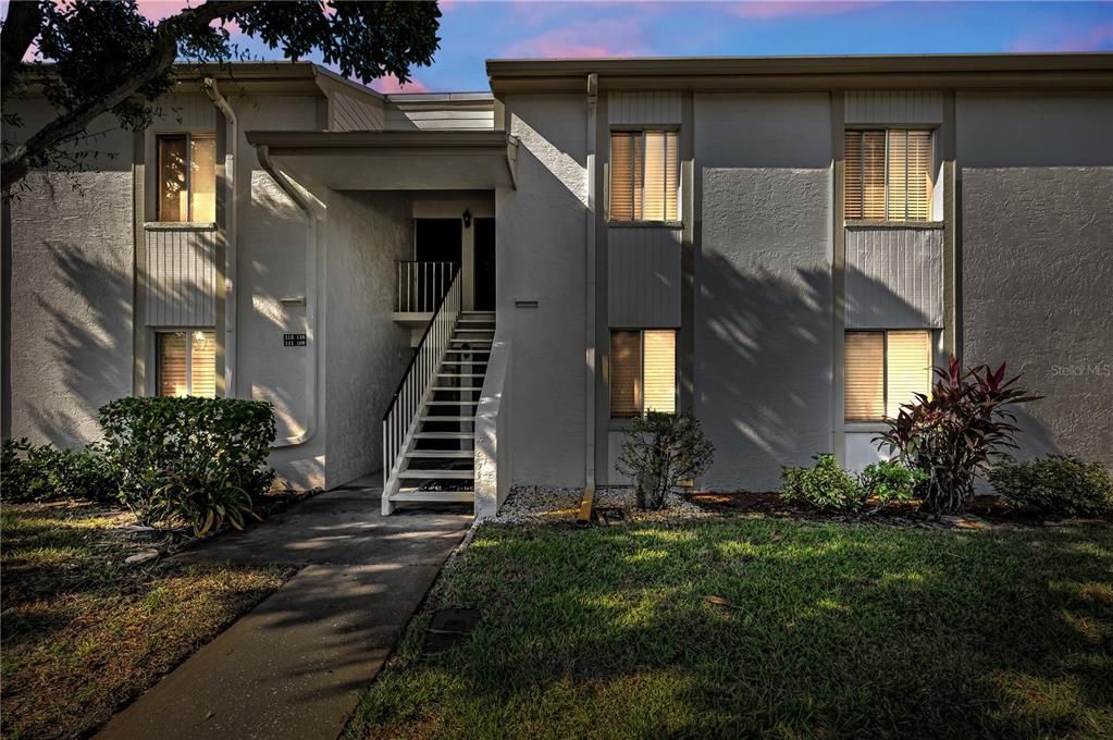 Active With Contract: $175,000 (2 beds, 2 baths, 1054 Square Feet)