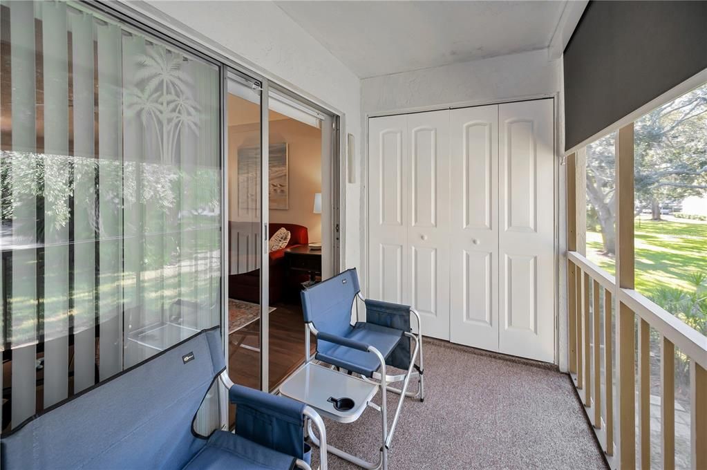 Active With Contract: $175,000 (2 beds, 2 baths, 1054 Square Feet)