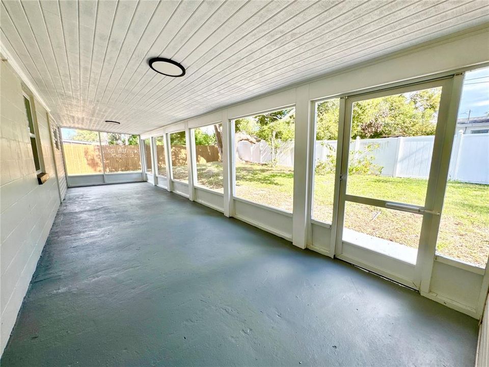 En Venta: $295,000 (3 camas, 2 baños, 884 Pies cuadrados)