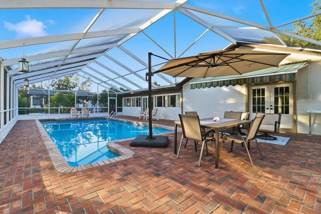 На продажу: $939,900 (3 спален, 2 ванн, 2560 Квадратных фут)