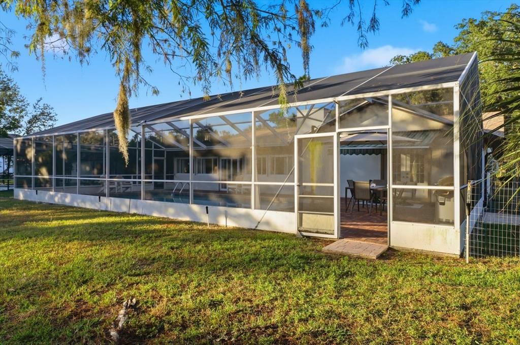 На продажу: $939,900 (3 спален, 2 ванн, 2560 Квадратных фут)