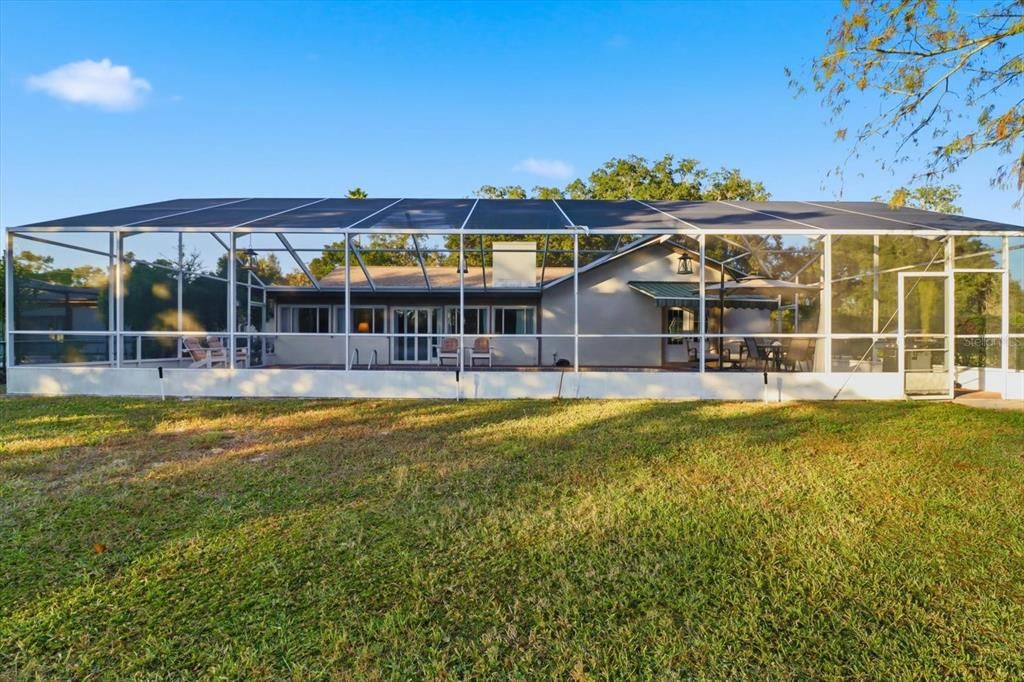 На продажу: $939,900 (3 спален, 2 ванн, 2560 Квадратных фут)