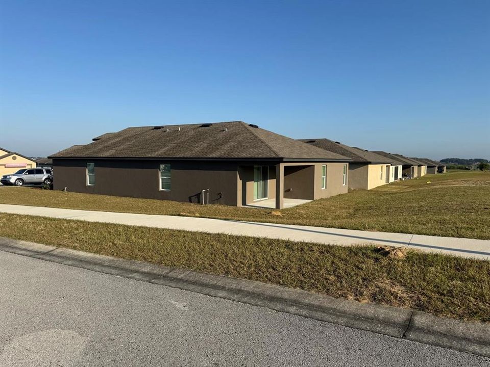 En Venta: $319,500 (4 camas, 2 baños, 1869 Pies cuadrados)