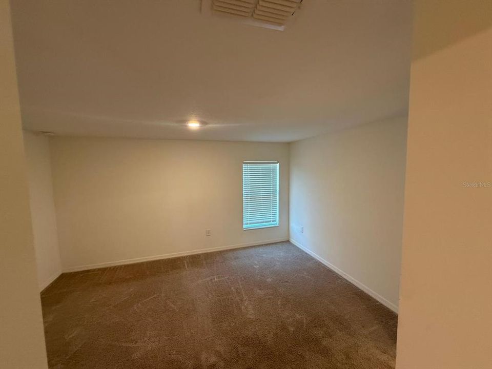 En Venta: $319,500 (4 camas, 2 baños, 1869 Pies cuadrados)