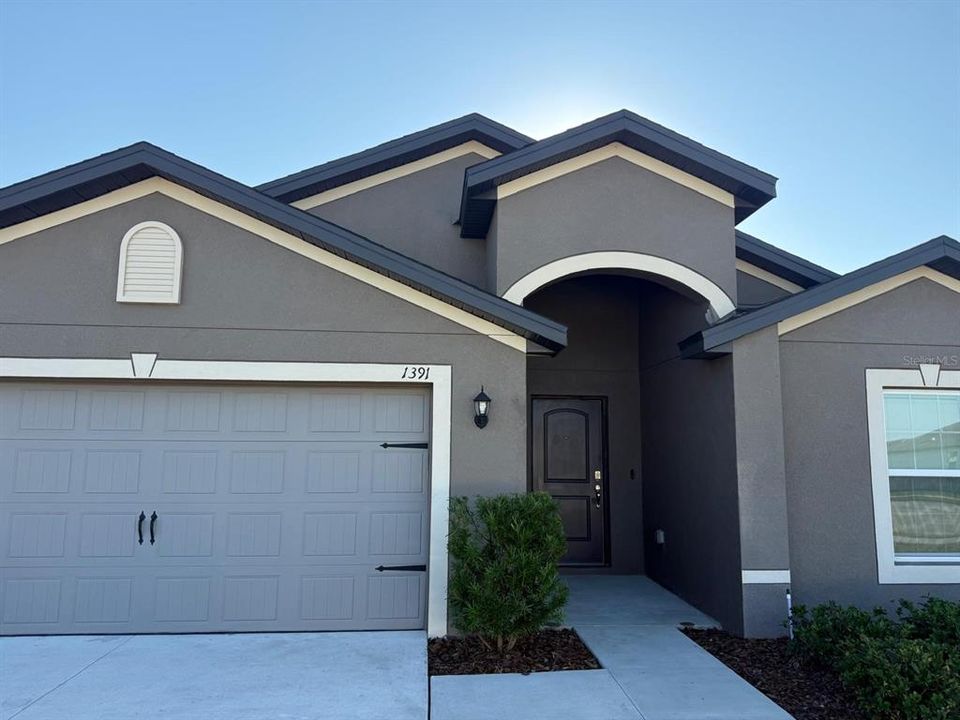 En Venta: $319,500 (4 camas, 2 baños, 1869 Pies cuadrados)