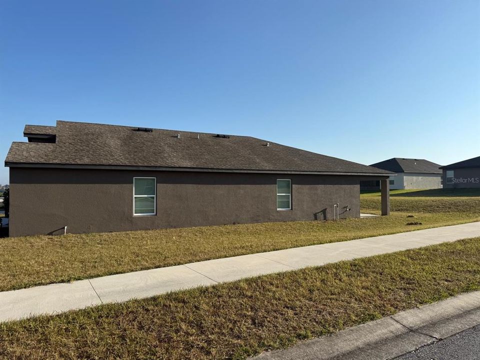 En Venta: $319,500 (4 camas, 2 baños, 1869 Pies cuadrados)