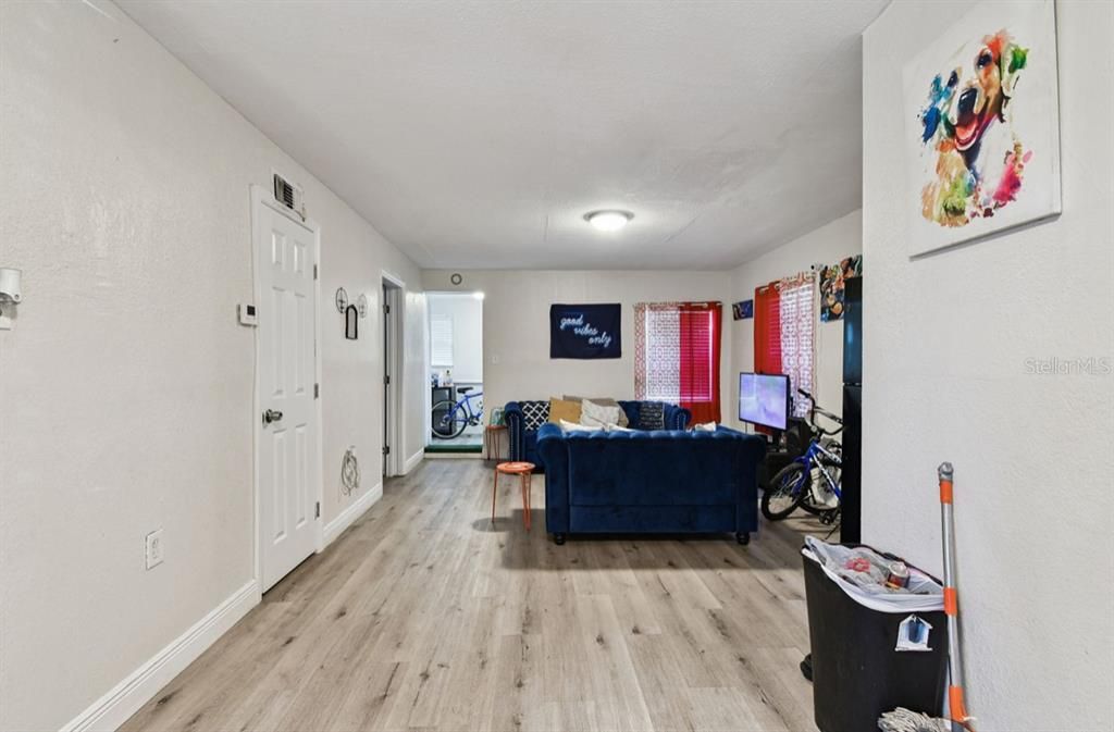 En Renta: $2,400 (2 camas, 1 baños, 850 Pies cuadrados)