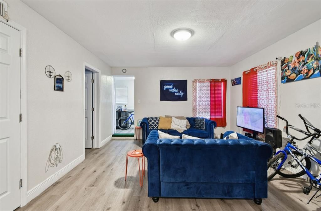 En Renta: $2,400 (2 camas, 1 baños, 850 Pies cuadrados)