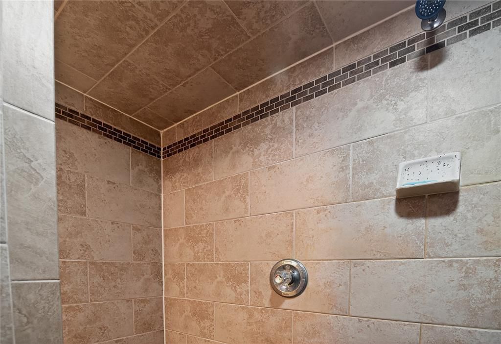 En Venta: $185,000 (3 camas, 2 baños, 1440 Pies cuadrados)