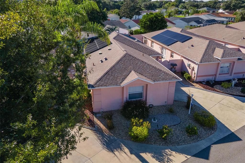 For Sale: $315,000 (2 beds, 2 baths, 1087 Square Feet)