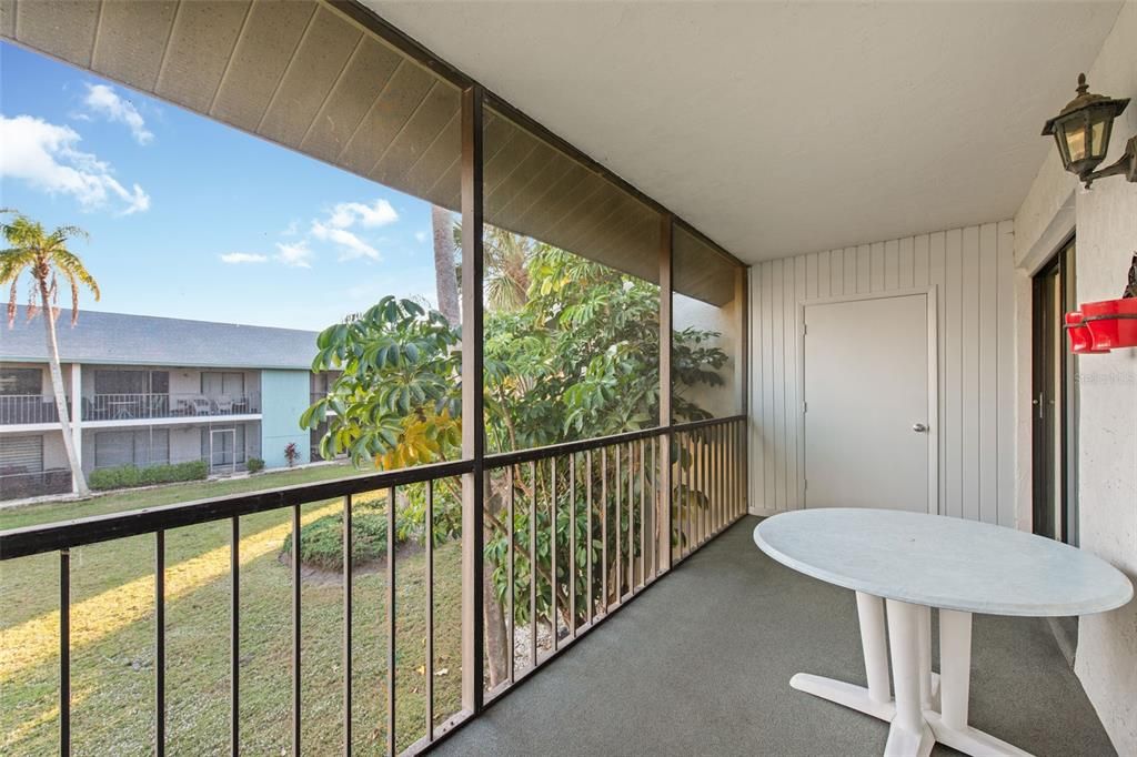 待售: $211,000 (2 贝兹, 2 浴室, 1066 平方英尺)