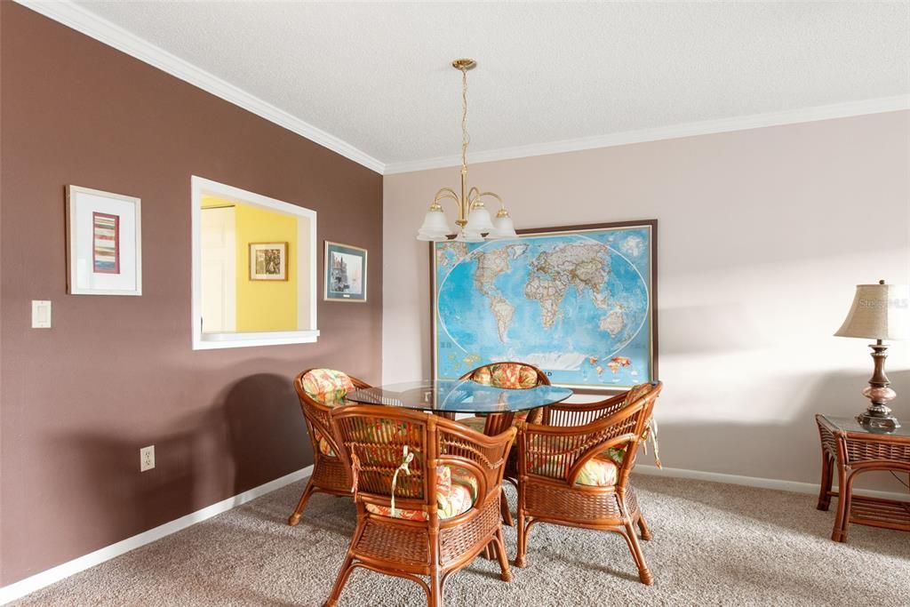 待售: $211,000 (2 贝兹, 2 浴室, 1066 平方英尺)