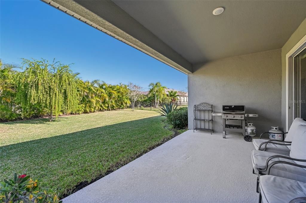 For Sale: $449,900 (4 beds, 3 baths, 2095 Square Feet)