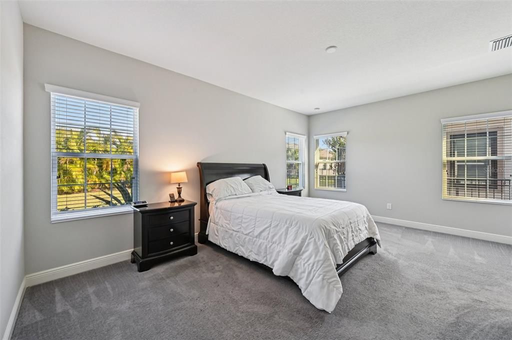 For Sale: $449,900 (4 beds, 3 baths, 2095 Square Feet)