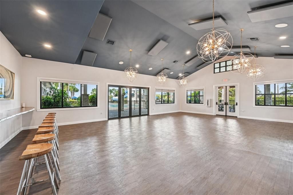 For Sale: $449,900 (4 beds, 3 baths, 2095 Square Feet)