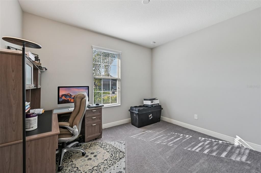 For Sale: $449,900 (4 beds, 3 baths, 2095 Square Feet)