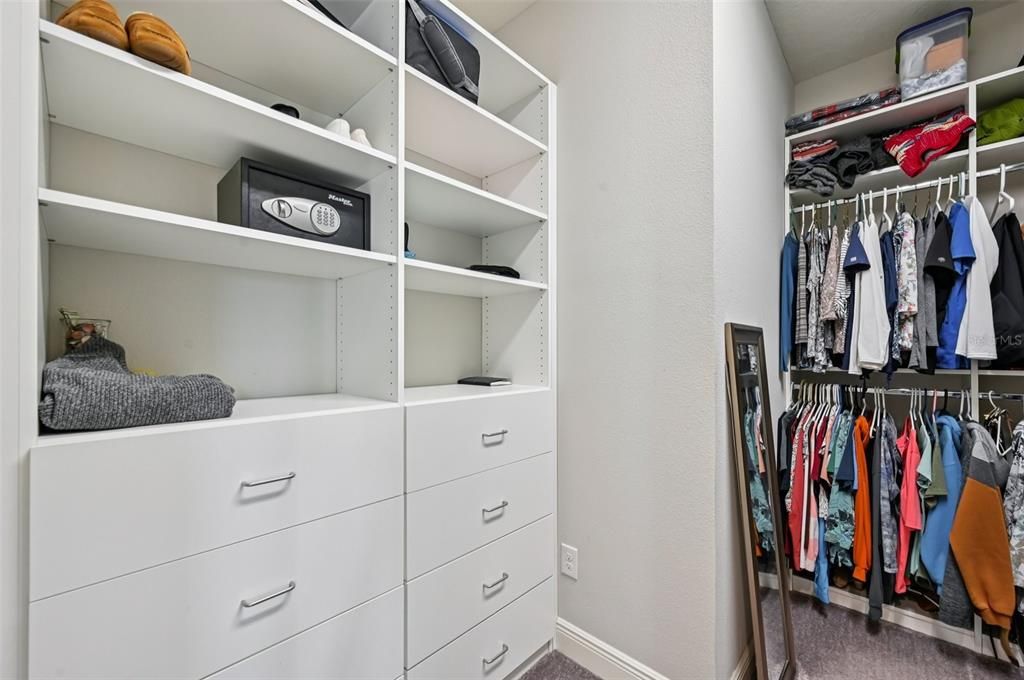 For Sale: $449,900 (4 beds, 3 baths, 2095 Square Feet)