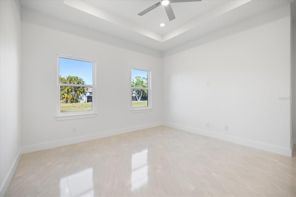 Active With Contract: $379,000 (4 beds, 2 baths, 1923 Square Feet)