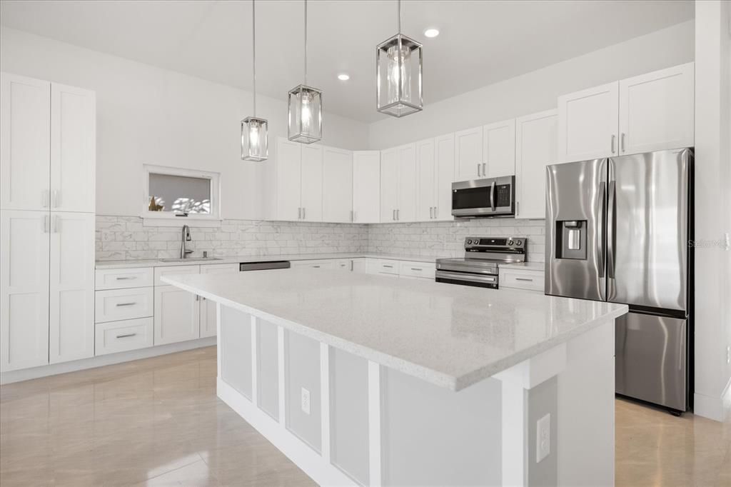 Active With Contract: $379,000 (4 beds, 2 baths, 1923 Square Feet)