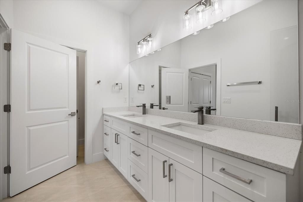 Active With Contract: $379,000 (4 beds, 2 baths, 1923 Square Feet)