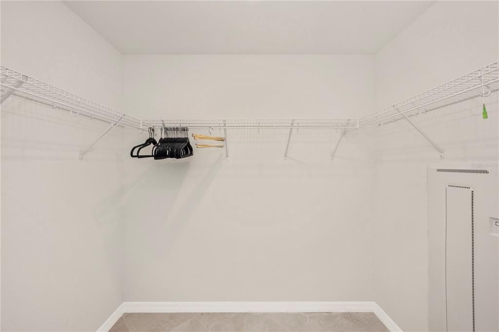 出租: $5,500 (3 贝兹, 2 浴室, 1789 平方英尺)