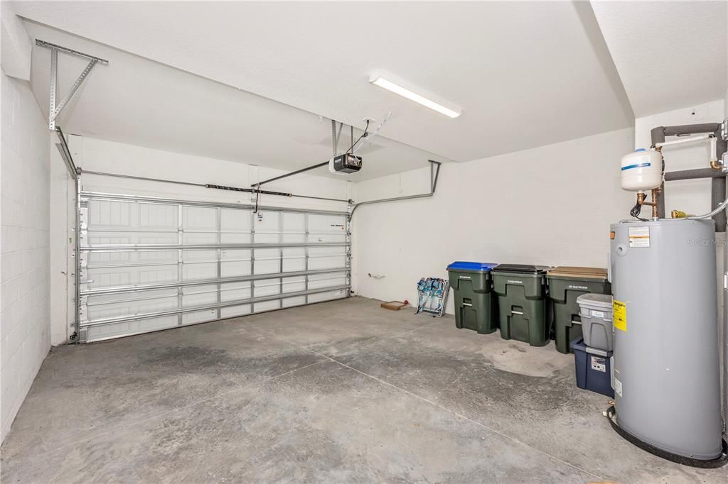 出租: $5,500 (3 贝兹, 2 浴室, 1789 平方英尺)