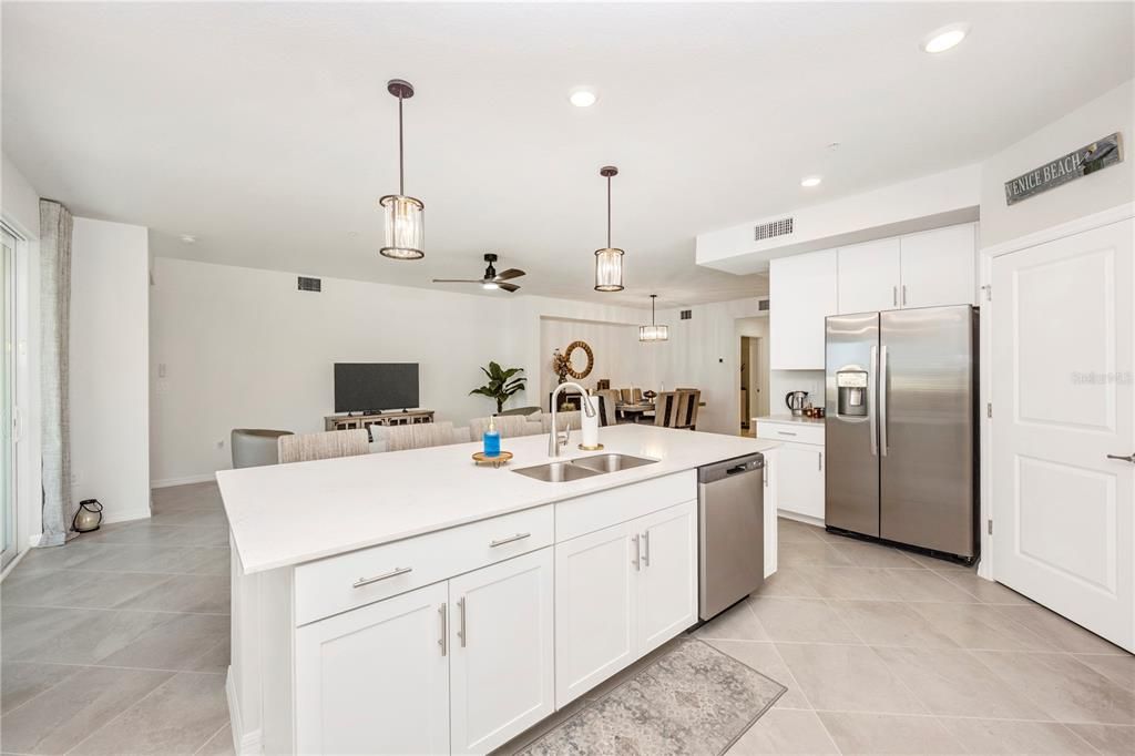 出租: $5,500 (3 贝兹, 2 浴室, 1789 平方英尺)