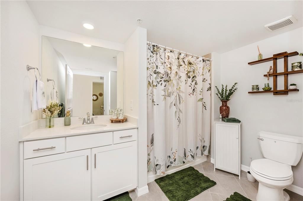 出租: $5,500 (3 贝兹, 2 浴室, 1789 平方英尺)