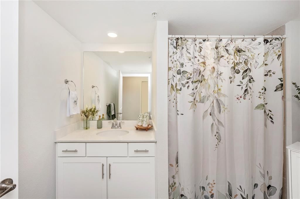 出租: $5,500 (3 贝兹, 2 浴室, 1789 平方英尺)