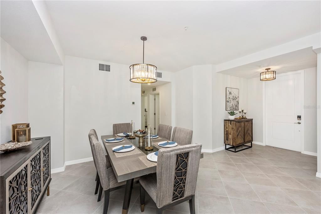 出租: $5,500 (3 贝兹, 2 浴室, 1789 平方英尺)