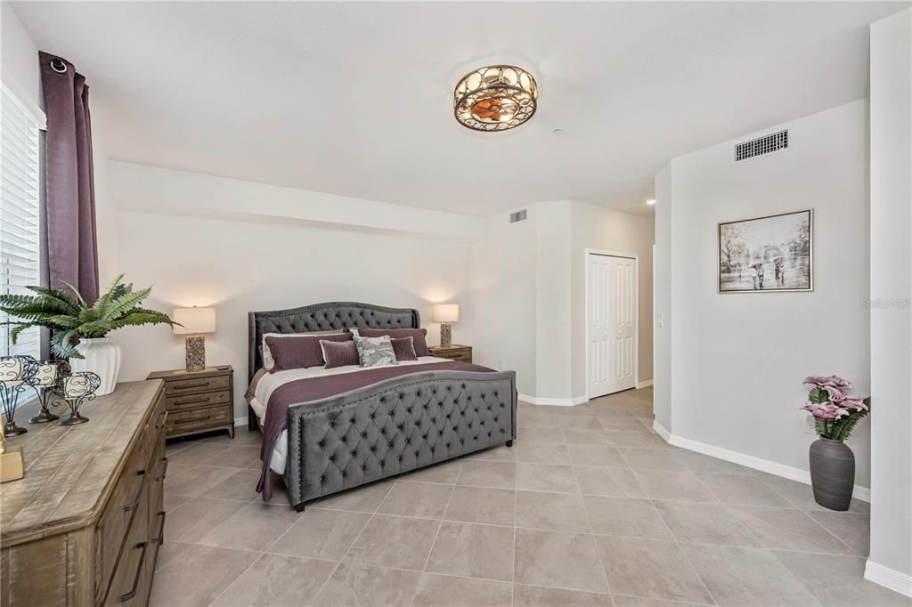 出租: $5,500 (3 贝兹, 2 浴室, 1789 平方英尺)