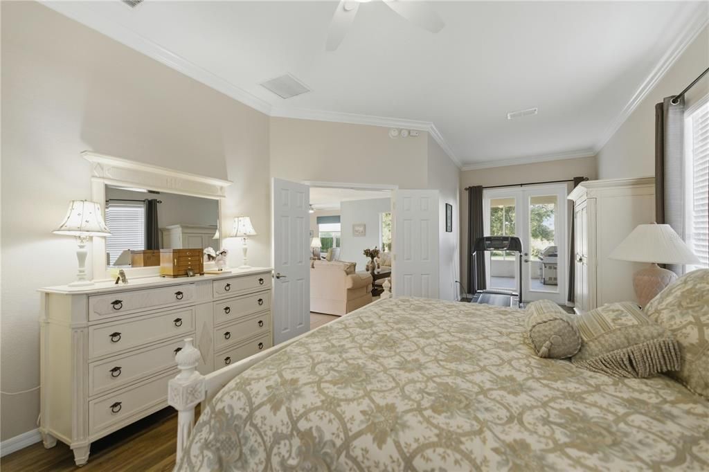 待售: $415,000 (3 贝兹, 2 浴室, 2420 平方英尺)