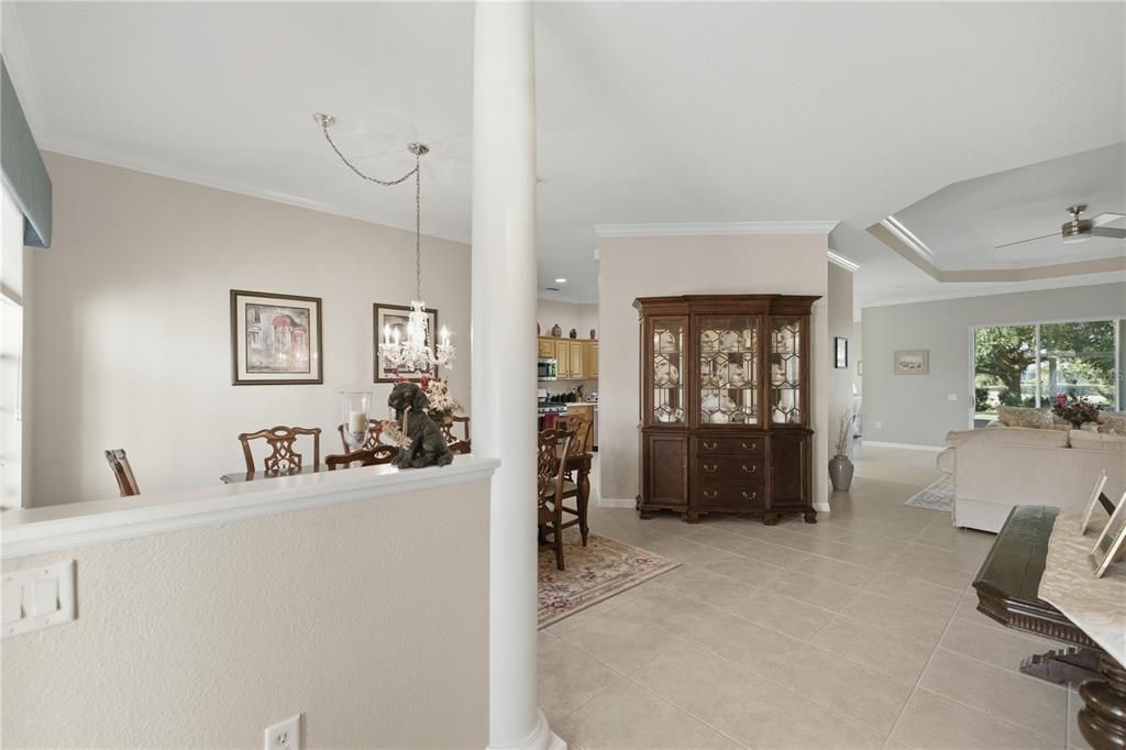 待售: $415,000 (3 贝兹, 2 浴室, 2420 平方英尺)