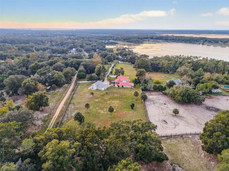 En Venta: $899,000 (5 camas, 3 baños, 3468 Pies cuadrados)