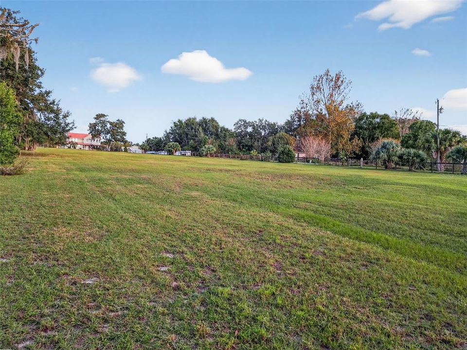 En Venta: $899,000 (5 camas, 3 baños, 3468 Pies cuadrados)